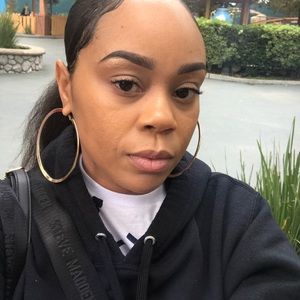 Meet your Posher, Latrina